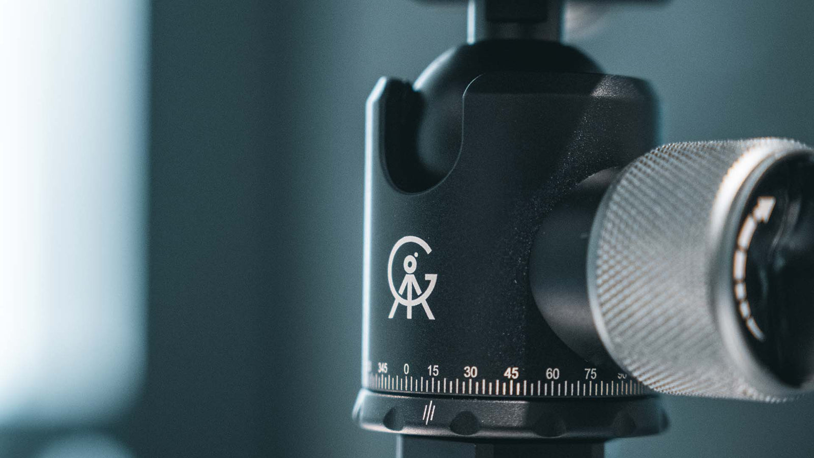 A delightfully, nifty Ball Head